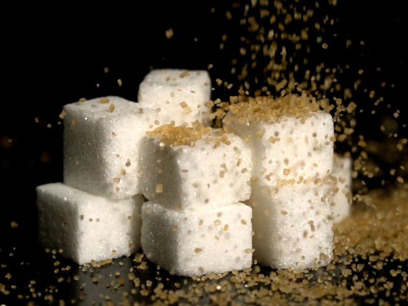 Koja je razlika između smeđeg, žutog i belog šećera?